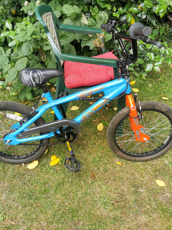 18 inch wheels Urban Gorilla boys bike 